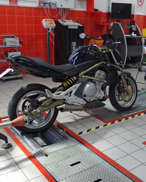 Meccanico moto sesto san giovanni